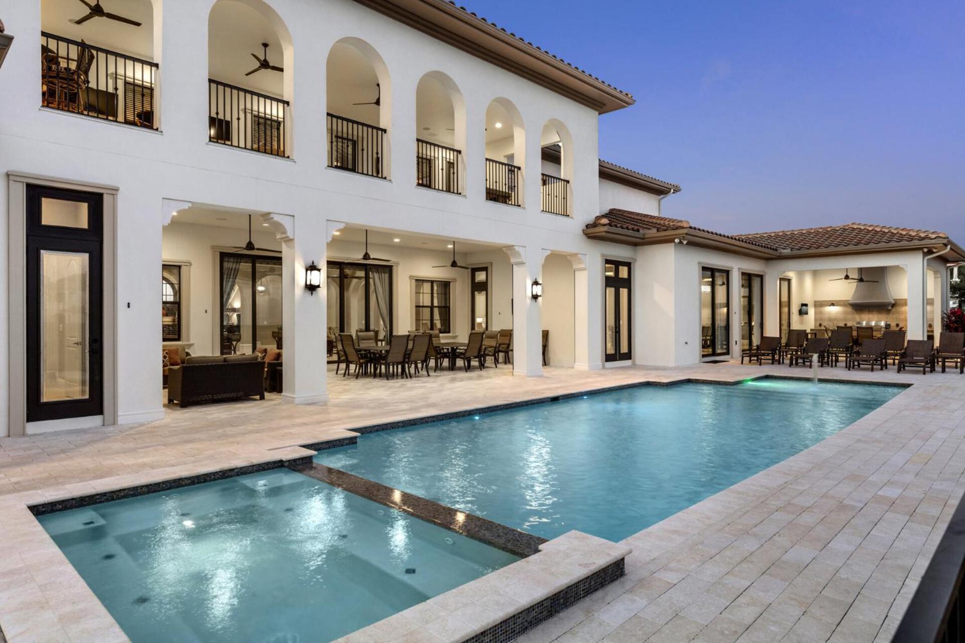 Villa Perfect Mansion On Reunion And Orlando Mansion 5189